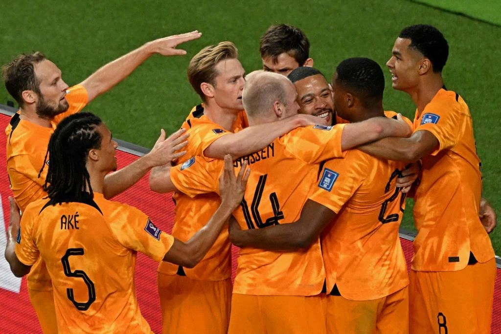 เนเธอร์แลนด์ ไล่ต้อน สหรัฐฯ 3-1 ลิ่ว 8 ทีม